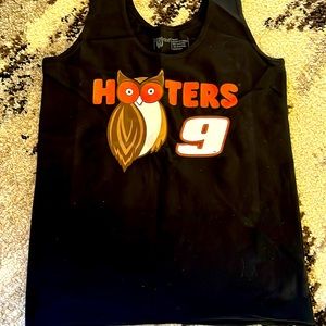 Brand new hooters tank #9 chase Elliott size small